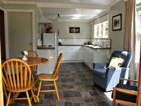 Thelma Retreat - Maitland Accommodation 0