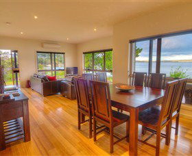 Tides Reach - Maitland Accommodation 1
