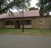 Christopher Hall's Colonial Accommodation - Maitland Accommodation