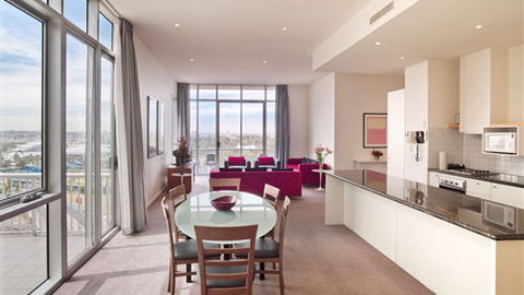 Adina Apartment Hotel Melbourne, Flinders Street - Maitland Accommodation 2