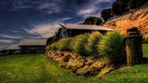 Anchors Beach House - Maitland Accommodation 2