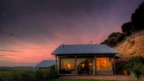 Anchors Beach House - Maitland Accommodation 1
