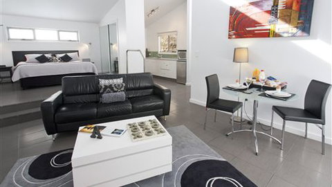 Anchors Beach House - Maitland Accommodation 5