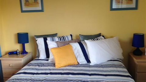 Bells By The Beach Holiday House Ocean Grove - Maitland Accommodation 4