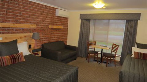 AAT 28 Goldsmith Hotel - Maitland Accommodation 2