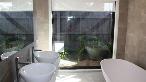 Hidden Treasure At Pirates Bay - Maitland Accommodation 1