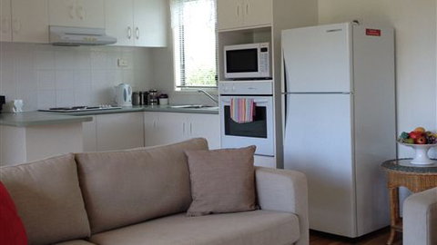 Chestnut Springs - Maitland Accommodation 0