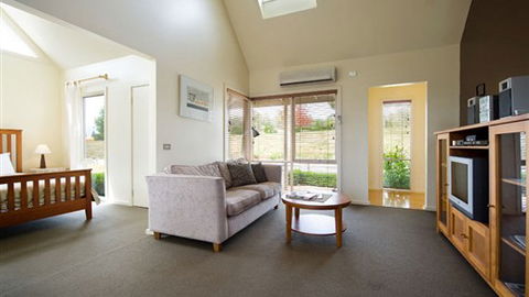 Armley Park - Maitland Accommodation 2