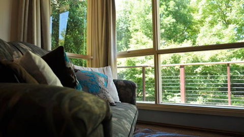 Annie's Garden Retreat - Maitland Accommodation 2