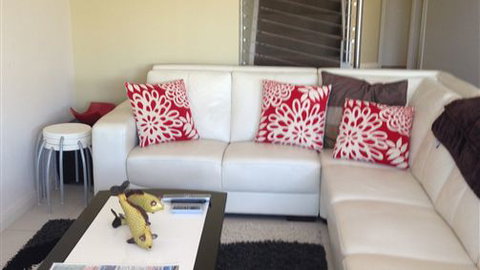 Cypress Drive Townhouse - Maitland Accommodation 5