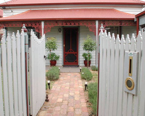 Airleigh Rose Cottage - Maitland Accommodation 0
