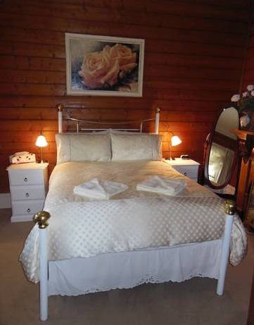 Airleigh Rose Cottage - Maitland Accommodation 2