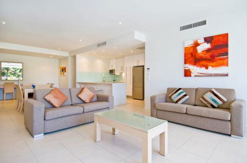 Akama Resort - Maitland Accommodation 1