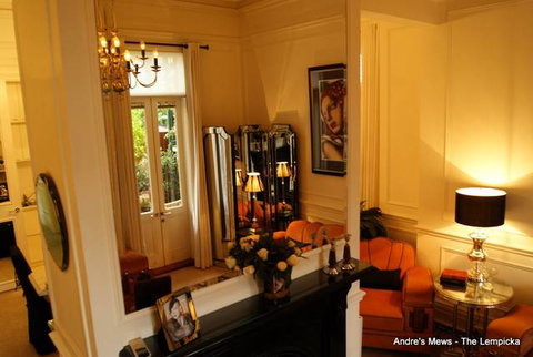 Andre's Mews - Maitland Accommodation 5