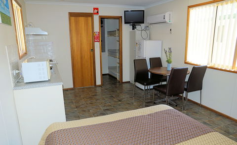 Ardrossan Caravan Park - Maitland Accommodation 1