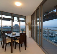 Cairns Luxury Apartments - Maitland Accommodation
