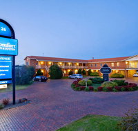 Comfort Inn  Suites King Avenue - Maitland Accommodation