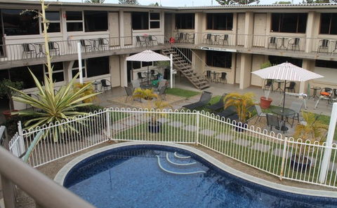 A'Montego Mermaid Beach Motel - Maitland Accommodation 0