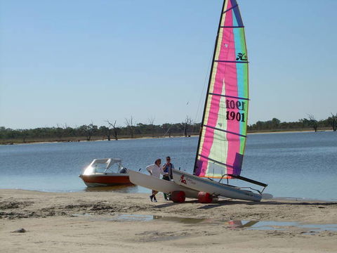 Discovery Holiday Parks - Lake Bonney - Maitland Accommodation 2