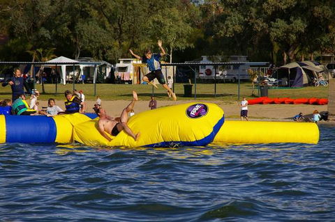 Discovery Holiday Parks - Lake Bonney - Maitland Accommodation 5