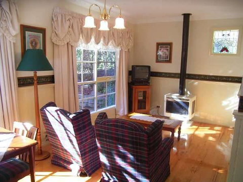 Fernglade On Menzies - Maitland Accommodation 1