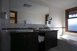 Lazy River Boutique Bed And Breakfast - Maitland Accommodation 4