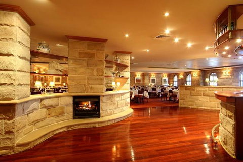 Hermitage Campbelltown - Maitland Accommodation 6