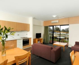 Assured Ascot Quays Apartment Hotel - Maitland Accommodation 2