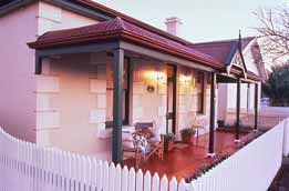 Eliza Cottage - Maitland Accommodation 0