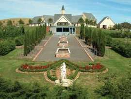 Barcaldine House - Maitland Accommodation 0