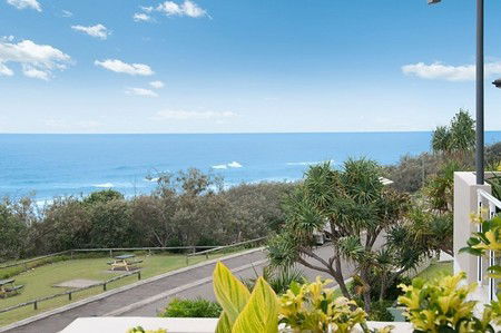 Aqua Promenade Beachfront Apartments - Maitland Accommodation 5