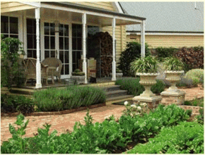 Barcaldine House - Maitland Accommodation 3