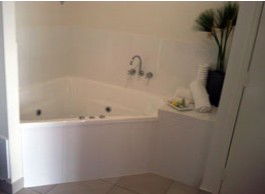 Charm City Motel - Maitland Accommodation 2