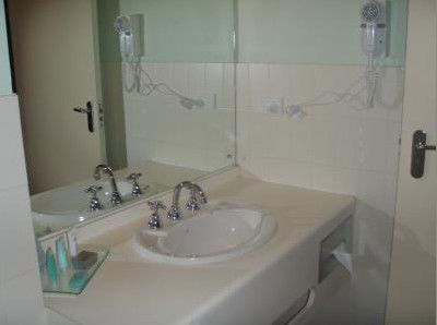 Alpine Gables Motel - Maitland Accommodation 4