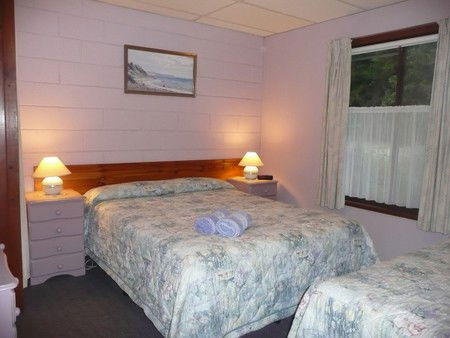 Forest Lodge - Maitland Accommodation 2