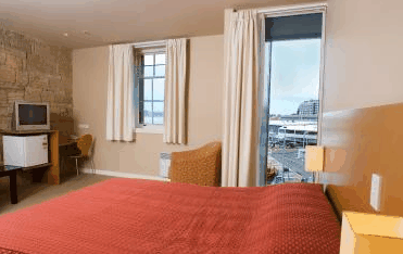 Customs House Waterfront Hotel - Maitland Accommodation 2