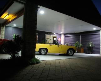 Avlon Gardens Motel - Maitland Accommodation 2