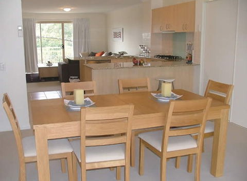 The Village Burleigh Heads - Maitland Accommodation 2