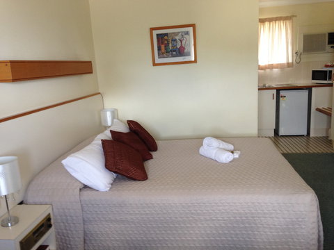 Country Rose Motel - Maitland Accommodation 7