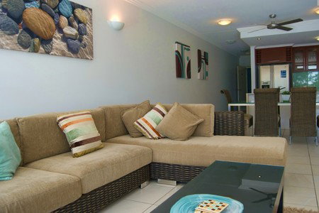 Waters Edge Apartments Cairns - Maitland Accommodation 0
