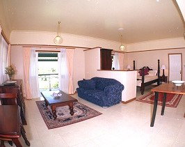 Williams Lodge - Maitland Accommodation 4