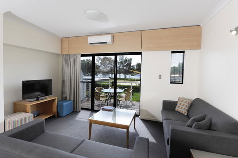 Assured Ascot Quays Apartment Hotel - Maitland Accommodation 5
