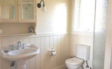 Yahgunyah Cottage - Maitland Accommodation 3