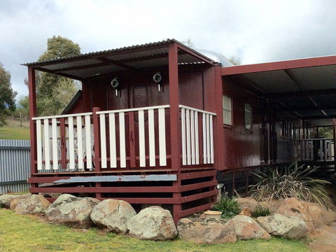 Junee Rail Carriage B And B - Maitland Accommodation 2