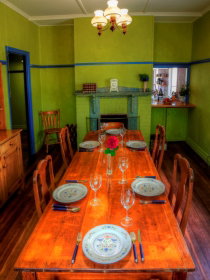 M.J Yurts Ballandean - Maitland Accommodation 2