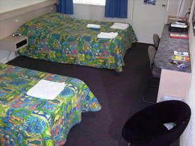 Bundaberg Coral Villa Motel A Golden Chain Motor Inn - Maitland Accommodation 2