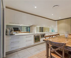 Malibu Shores At Vogue Holiday Homes - Maitland Accommodation 2