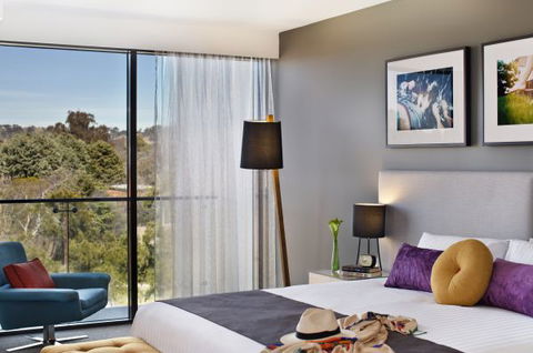 East Hotel + Apartments - Maitland Accommodation 1