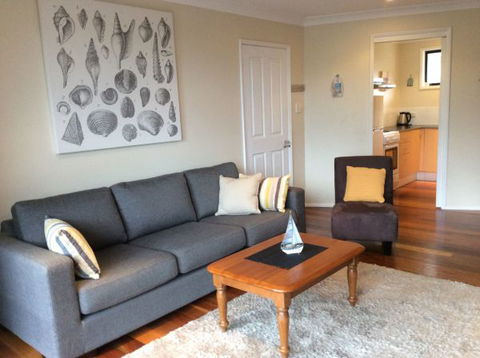 Avalon Seashells - Maitland Accommodation 1