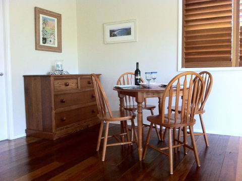 Avalon Seashells - Maitland Accommodation 2